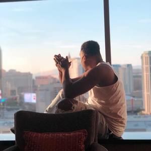 Meet your Posher, T-barker